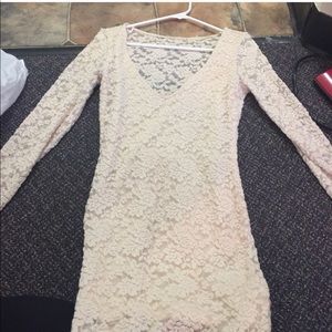 Lace v neck cream dress
